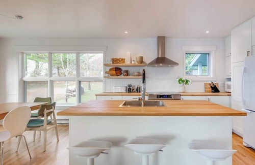 Saint Ferreol les Neiges Cottage | Lower Twin House - 5 bedrooms - 15 people