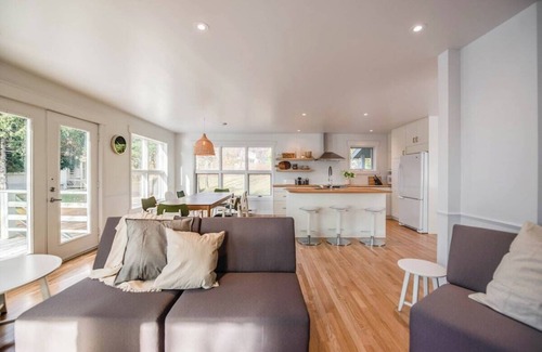 Saint Ferreol les Neiges Cottage | Lower Twin House - 5 bedrooms - 15 people