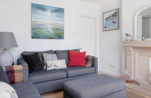 Salcombe House | Lower Fernlea