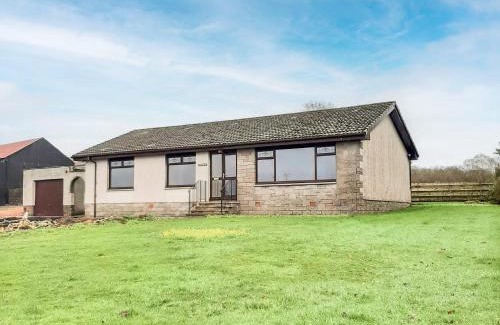Cumnock House | Lowesmuir Cottage