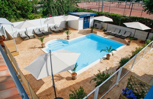 Hendaye Apartment | LOYA - Apt 3*** dans Villa typique avec piscine