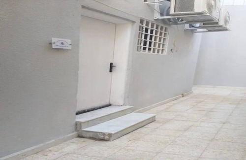 Riyadh Apartment | LP3.1 - Cozy Studio Apartment in Central Riyadh