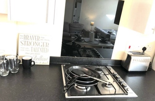 Luton Apartment | Lt Properties Luxury studio apartment Ground floor 1