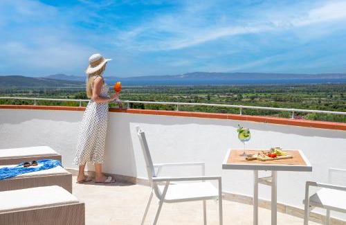 Villarios Hotel | Lu' Hotel Porto Pino