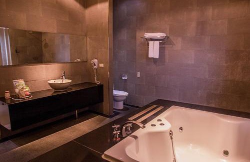 Fuxing Hotel | Lu Kang Villa Spa