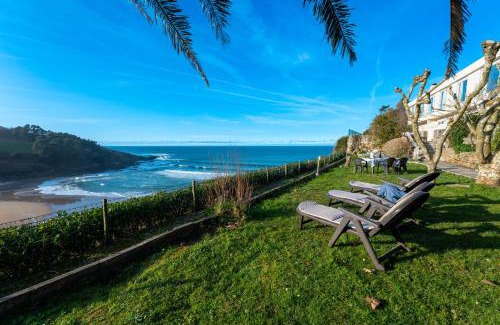 Alfoz de Lloredo House | Luaña Beach House