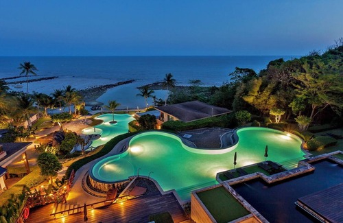 Hua Thanon Apartment | Luaana@Shasa - 2BR Apartment with Ocean View