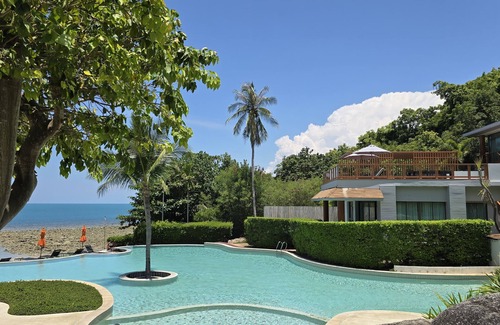 Hua Thanon Apartment | Luaana@Shasa - 2BR Apartment with Ocean View