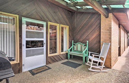 Heart of Lubbock Apartment | Lubbock Townhome w/Grill Near TTU & Downtown!