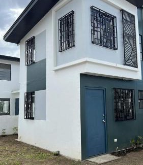 San Pablo Apartment | Lubrin Townhouse