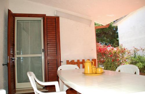 Porto Pino House | Lucia Holiday House Porto Pino