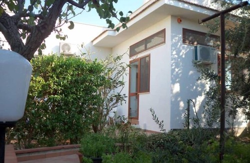 Cinisi Cabin | Lucia's cottage