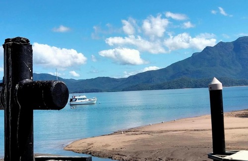 Lucinda Resort | Lucinda Cove Resort