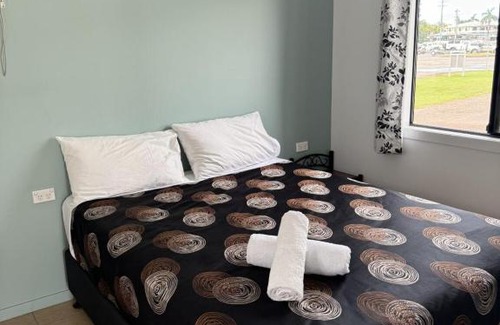 Lucinda Resort | Lucinda Cove Resort