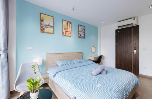 Nhat Tan Apartment | LUCK APART 8 - Hanoi Westlake Balcony Studio