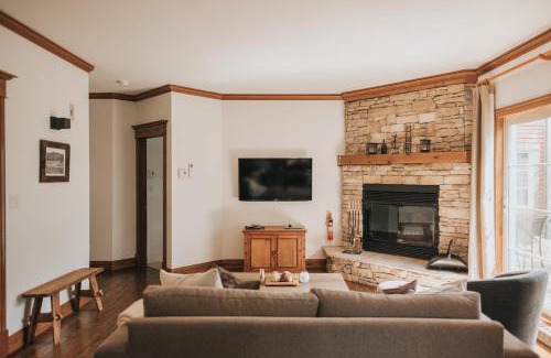 Mont-Tremblant Apartment | LucKey Plateau sur le Montagne