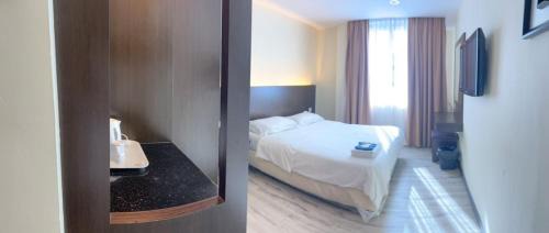 Bintulu Hotel | LUCKY - 5 INN