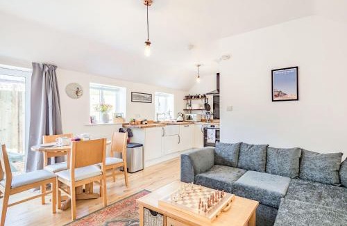 Irstead House | Lucky Duck Cottage