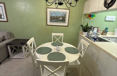 Clewiston Condo | Lucky Fish Lake Condo