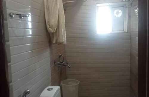 Lakdi Ka Pul Hotel | Lucky Hotel and Restaurants- Lakdikapul