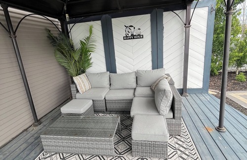 Sylvan Lake House | Lucky Lake House