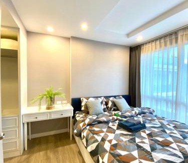 Saen Suk Apartment | Lucky Lucky Chill