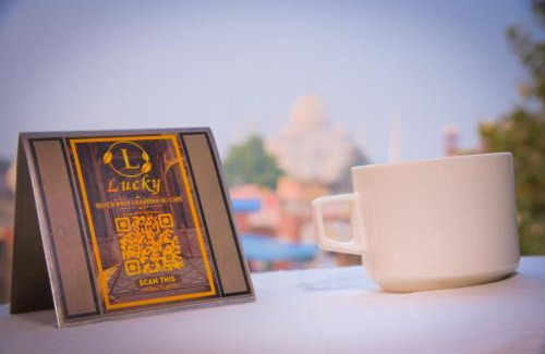 Taj Ganj House | Lucky Restaurant & Guest House