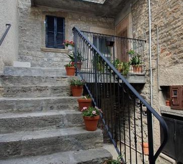 Acquasanta Terme House | Lucus House