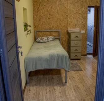 Garni House | Lucy guest house