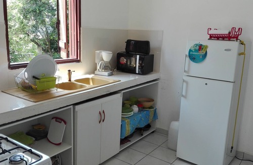 Rifflet House | Ludade: F2 between Deshaies and Grand Anse