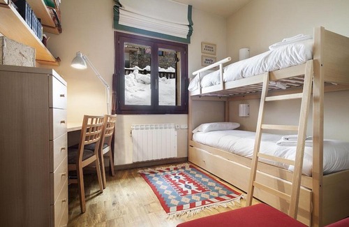 Beret Apartment | Luderna - Apartamento Tanau A2 Esquirós 2