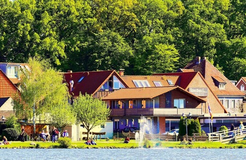 Region Hannover District House | Lüerßen directly by the sea (apartment 7)