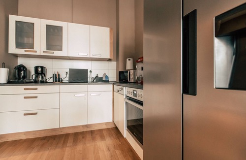 Zentrum-Ost Hotel | Luga Homes – Stadthaus