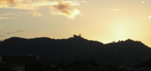 Algueirao - Mem Martins Bed & Breakfast | Lugar Saloio Sintra