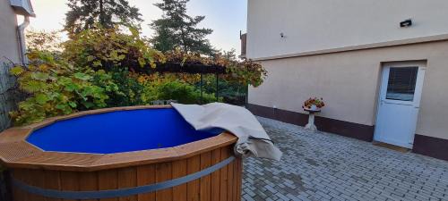 Miskolc-Tapolca Apartment | Lugas Apartman Miskolctapolca 2 hálószoba Dézsa és Jakuzzi közel a Barlangfürdőhöz