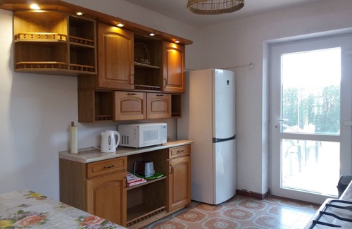 Badacsonytomaj Apartment | Lugas Panorama 3-bedroom apartment in charming Badacsonytomaj with AC, WiFi