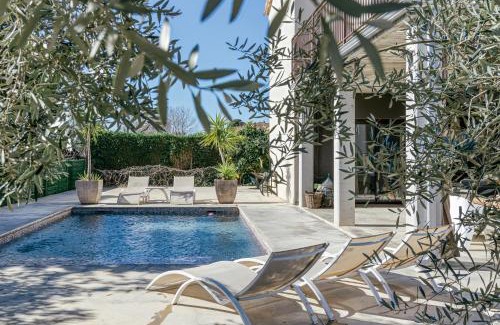Perelada House | Lujosa casa con piscina zona Golf