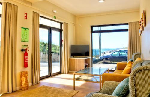 Sao Bernardino House | LuLu's guesthouse