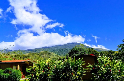 Guayabo Bed & Breakfast | LUMARA LODGE