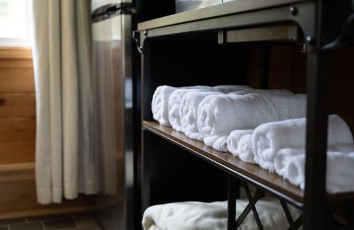 Balsam Lake Apartment | LumberJill Lodge Room 4