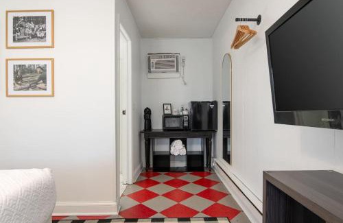Balsam Lake Apartment | LumberJill Lodge Room 6