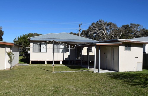 Kempsey Shire Council House | Lumeah - Quaint, well appointed 2 bedroom cottage.