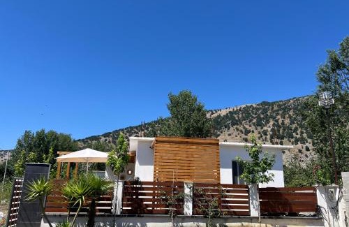 Velipoje House | Lumière House