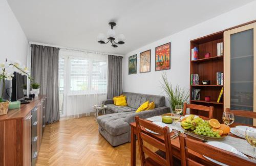 Mirow Apartment | Lumina 2-room apart near Złote Tarasy