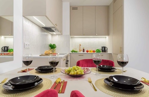 Lodz Apartment | Lumina apart near the Cinematography Museum