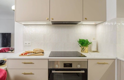 Lodz Apartment | Lumina apart near the Cinematography Museum