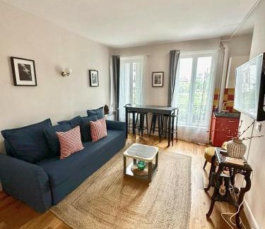 Suresnes Apartment | Lumineux & cosy accès Paris Versailles La Défense