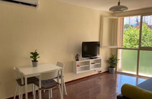 Canet de Mar Apartment | Luminoso apartamento en Canet de Mar cercano a la playa y a Barcelona