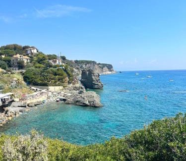 Celle Ligure Apartment | Luminoso appartamento al mare