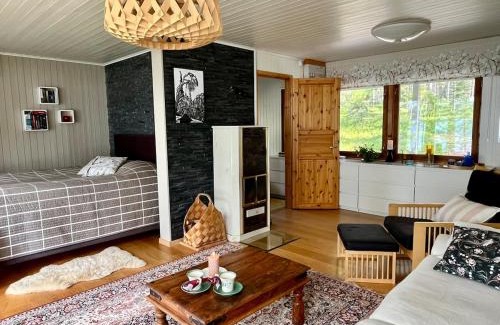 Rovaniemi Ski Chalet | Lumossa Aurora Lakeside Cottage